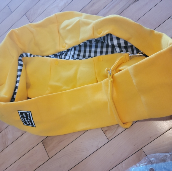 Strapping pet carrier - Picture 2 of 3